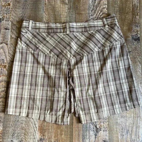Columbia  | Titanium Shorts - Picture 4 of 8